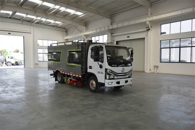 東風(fēng)多利卡環(huán)衛(wèi)清掃灑水車(chē)-東風(fēng)多利卡環(huán)衛(wèi)洗掃車(chē)-湖北盈通 東風(fēng)多利卡環(huán)衛(wèi)清掃灑水車(chē)-東風(fēng)多利卡環(huán)衛(wèi)洗掃車(chē)-湖北盈通